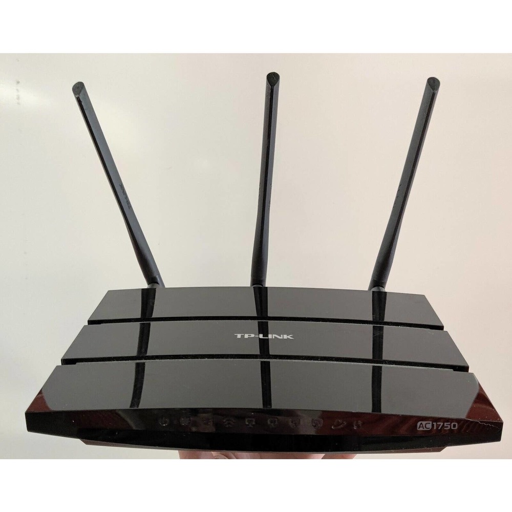 TP-Link - Archer C7 AC1750 Wireless Dual Band Gigabit Router - USED